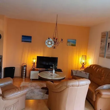 Mari Comfortable Ferienhaus